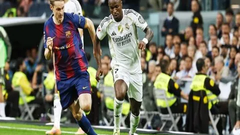 大连八中荣获全国青少年校园足球联赛高中男子组金牌